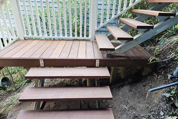 stairs-balustrades-212A0C2150-AB91-BEE7-43A4-E6B694A69C99.jpg