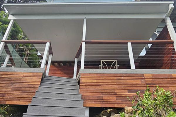 stairs-balustrades-30568D48B9-C483-51E2-EB7B-A86D1C49A5BF.jpg