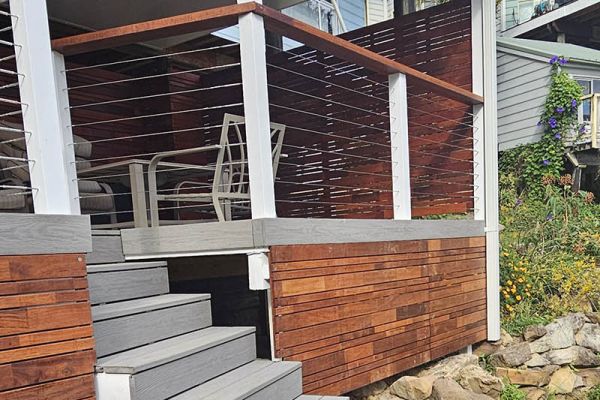 stairs-balustrades-318924D18A-E53F-FF1F-4B47-12A135C29BB4.jpg