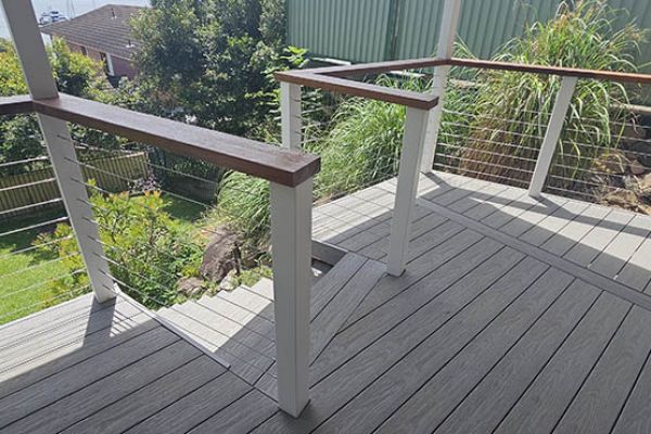 stairs-balustrades-335109E63E-F7AD-AEB0-26DC-6D9391A55C95.jpg