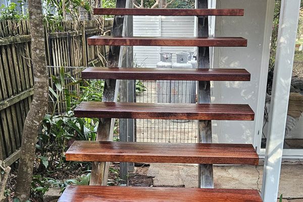 stairs-balustrades-53027170E6-E97E-938C-CB87-4505BC165B81.jpg
