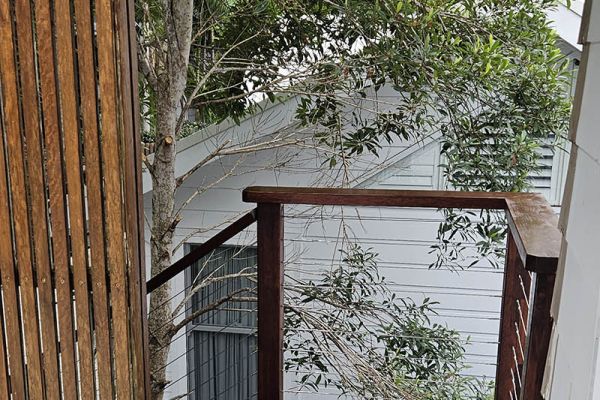stairs-balustrades-5602BB10E6-5F8B-6700-FF88-82E4E883F79E.jpg
